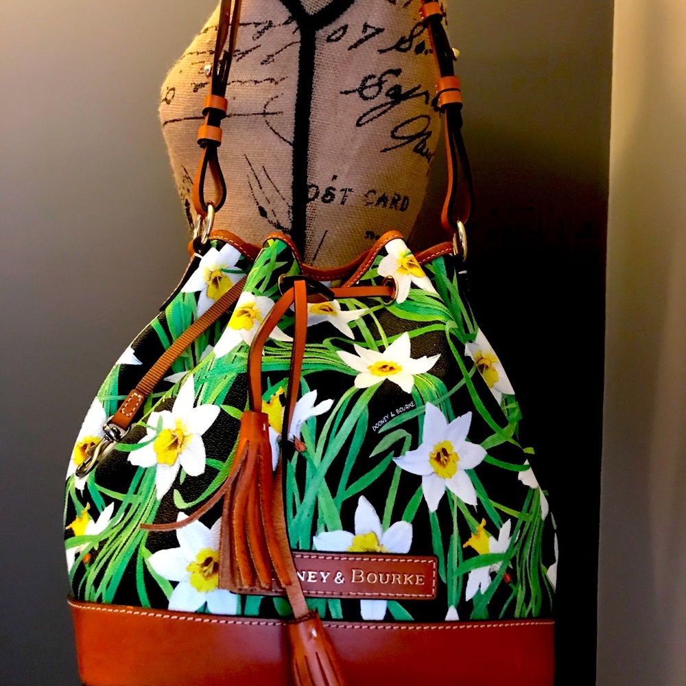 COPY - Dooney & Bourke Bucket Bag